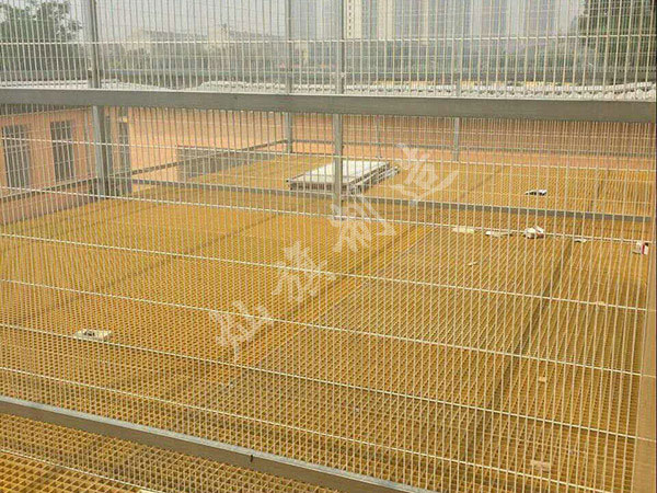 鋼格柵護(hù)欄圖片4